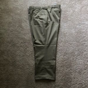 Eddie Bauer Men’s Khaki Pants Size 48 NWT